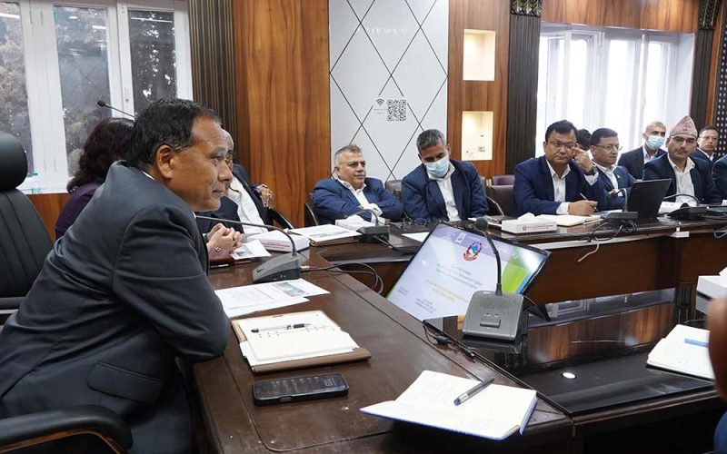 सुनकोशी मरिन र भेरी बबईका ठेक्का यथास्थितिमा राख्न सकिंदैन- मन्त्री घिसिङ