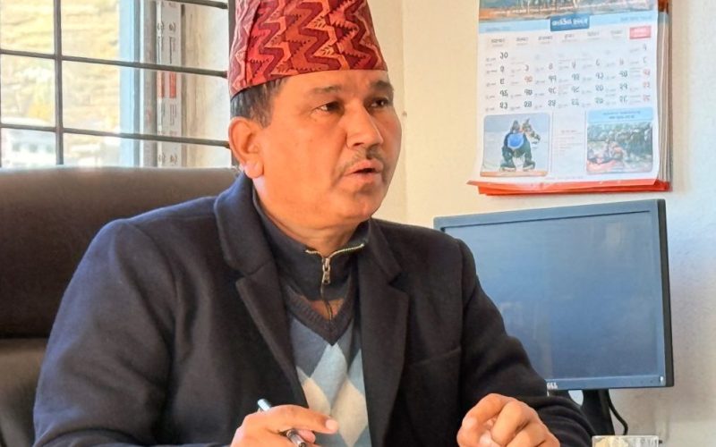 शान्ति सुरक्षासंगै सेवा प्रवाहलाई छिटो छरितो र सरल बनाउने जुम्लाका प्रजिअकाे प्रतिवद्धता 